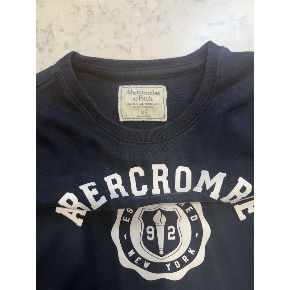 Abercrombie & Fitch Navy Blue Graphic Crewneck Sweatshirt XS Established 1892 - Picture 3 of 4